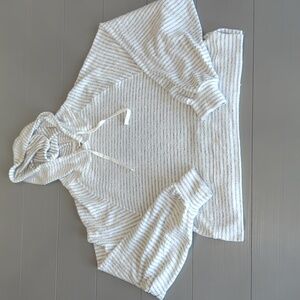 NWOT Gentle Fawn Women's Grey/White Striped Hoodie Sweatshirt Size Small S